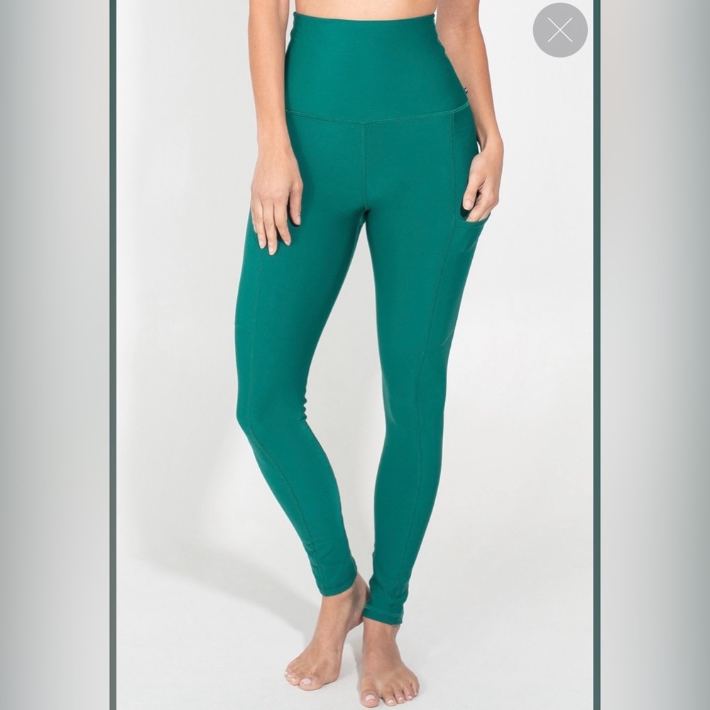Silvers Icing Altitude Fleece Lined Leggings in clover green